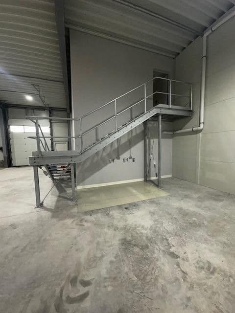 Prenájom nebytového priestoru 11.665 m², Delitzscher Straße 82, Halle, Sasko-Anhaltsko Prenájom nebytového priestoru 11.665 m², Delitzscher Straße 82, Halle, Sasko-Anhaltsko