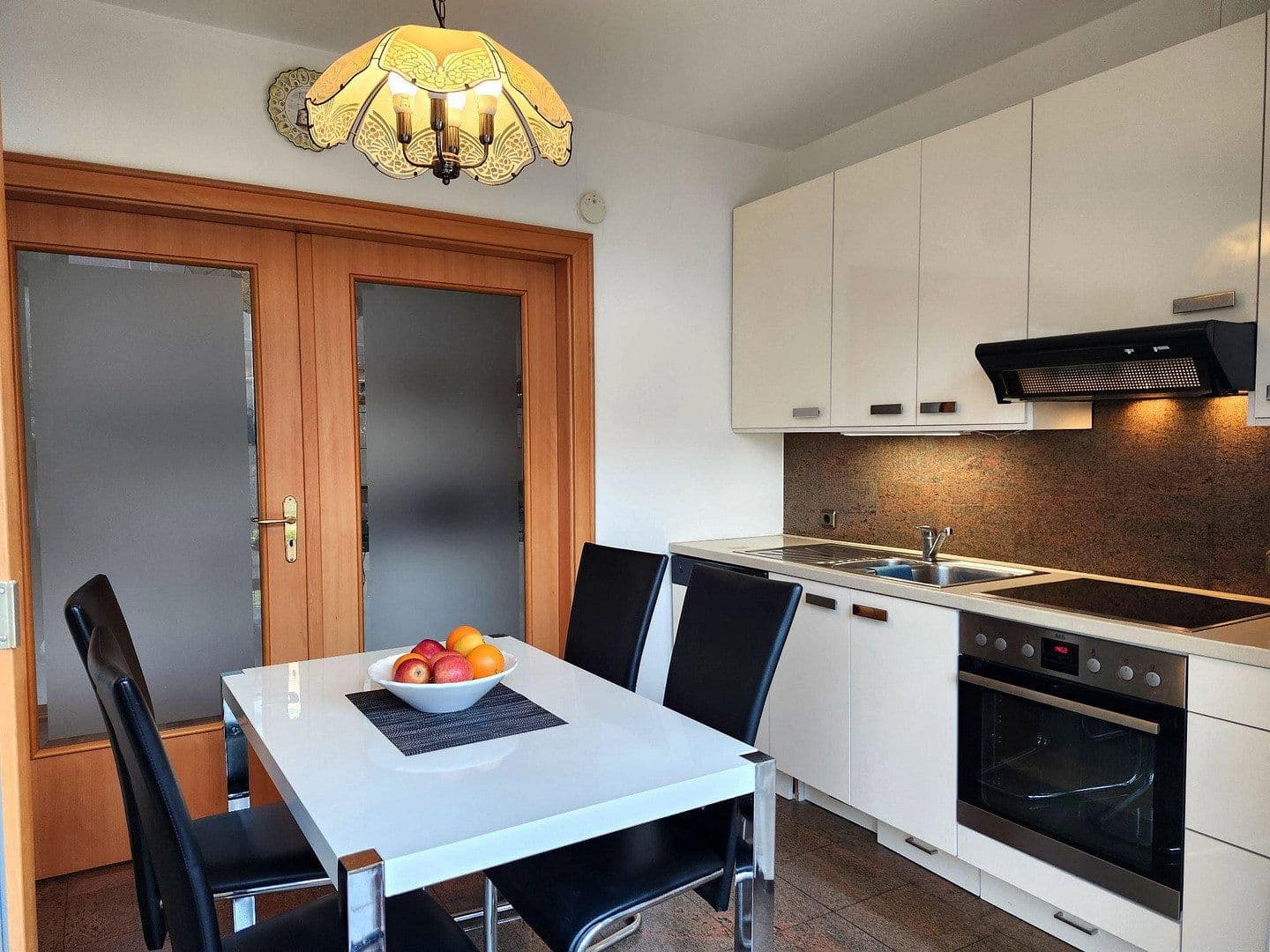 Prenájom bytu 2-izbový 90 m², Zorneding, Bavorsko Prenájom bytu 2-izbový 90 m², Zorneding, Bavorsko