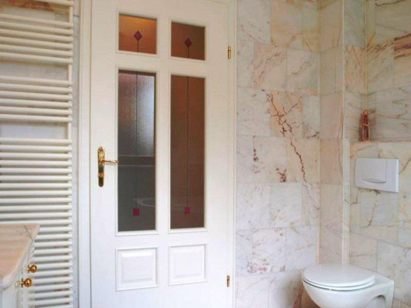 Prenájom bytu 2-izbový 90 m², Zorneding, Bavorsko Prenájom bytu 2-izbový 90 m², Zorneding, Bavorsko