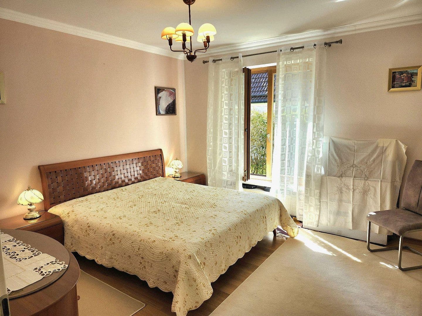 Prenájom bytu 2-izbový 90 m², Zorneding, Bavorsko Prenájom bytu 2-izbový 90 m², Zorneding, Bavorsko