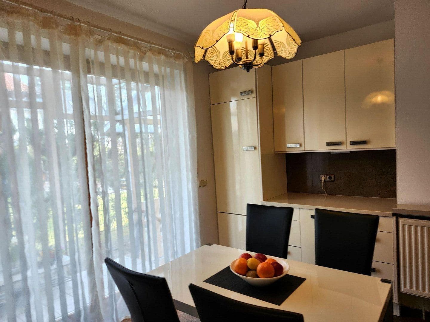 Prenájom bytu 2-izbový 90 m², Zorneding, Bavorsko Prenájom bytu 2-izbový 90 m², Zorneding, Bavorsko