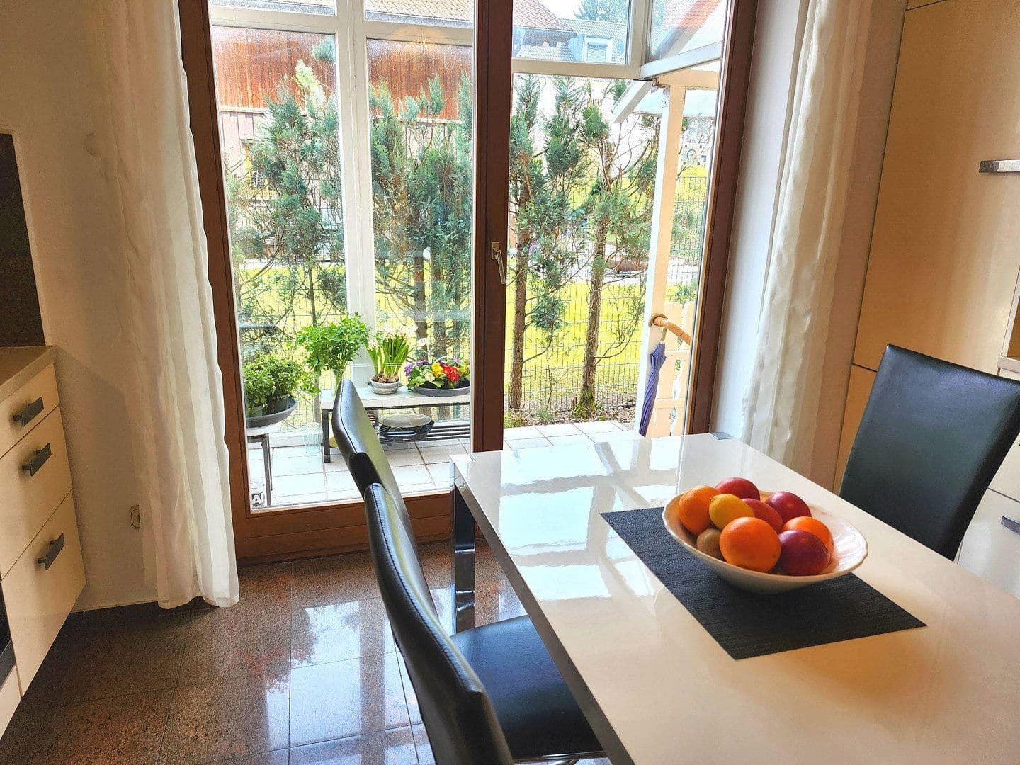 Prenájom bytu 2-izbový 90 m², Zorneding, Bavorsko Prenájom bytu 2-izbový 90 m², Zorneding, Bavorsko