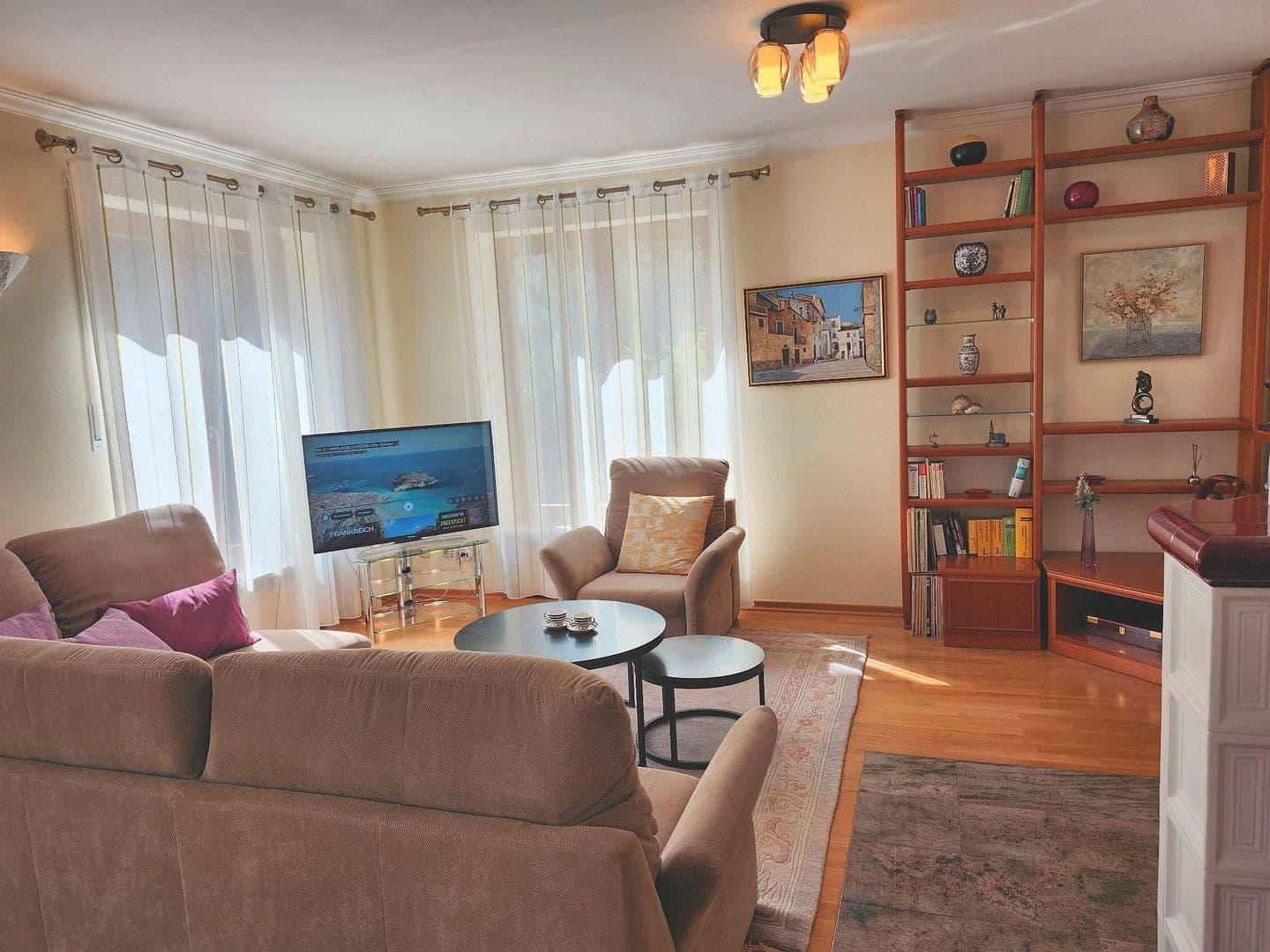 Prenájom bytu 2-izbový 90 m², Zorneding, Bavorsko Prenájom bytu 2-izbový 90 m², Zorneding, Bavorsko