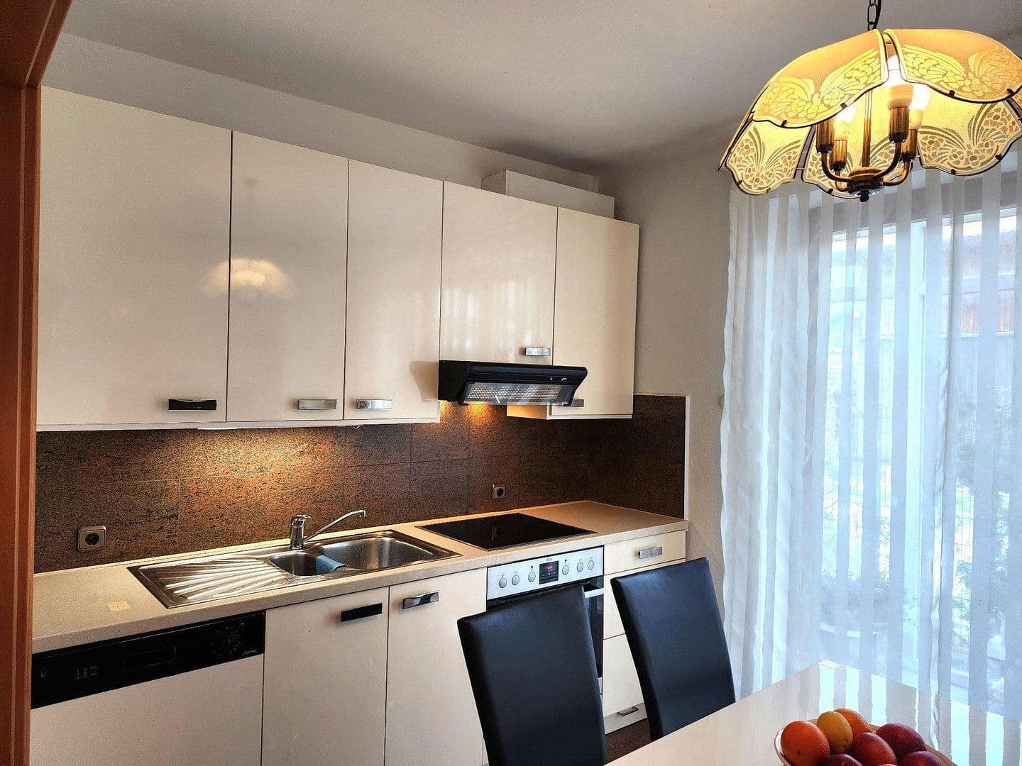 Prenájom bytu 2-izbový 90 m², Zorneding, Bavorsko Prenájom bytu 2-izbový 90 m², Zorneding, Bavorsko