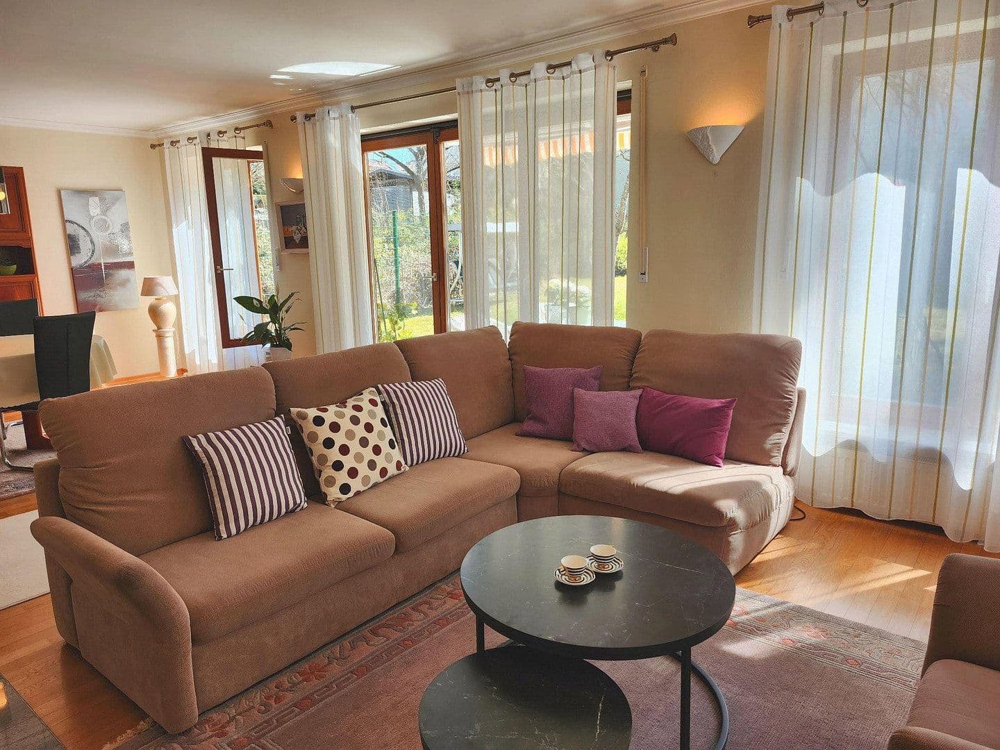 Prenájom bytu 2-izbový 90 m², Zorneding, Bavorsko Prenájom bytu 2-izbový 90 m², Zorneding, Bavorsko