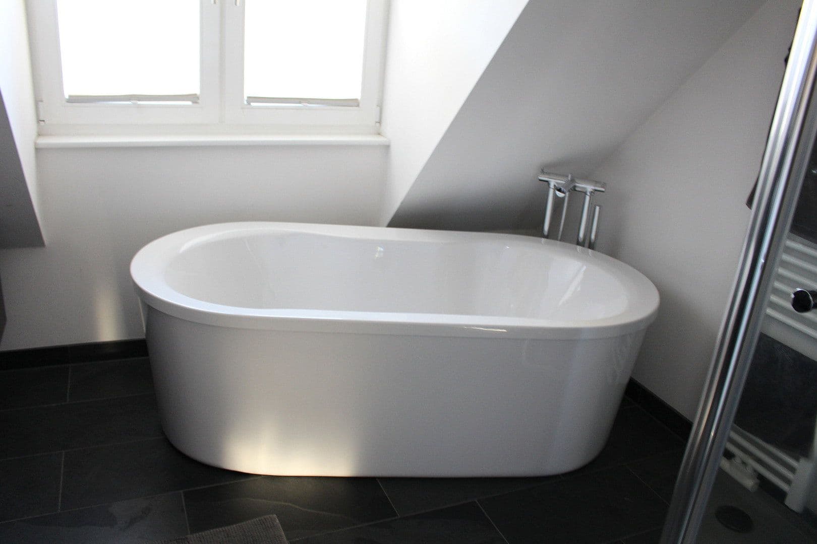 Predaj bytu 3-izbový 92 m², Eisenlohrsweg, Hamburg, Hamburg Predaj bytu 3-izbový 92 m², Eisenlohrsweg, Hamburg, Hamburg