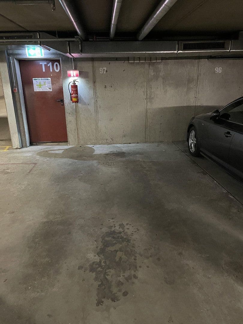 Prenájom bytu 3-izbový 85 m², Alleenstr. 79, Kirchheim unter Teck, Bádensko-Wurttembersko Prenájom bytu 3-izbový 85 m², Alleenstr. 79, Kirchheim unter Teck, Bádensko-Wurttembersko