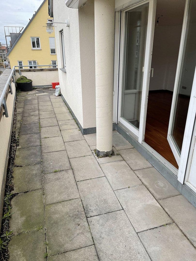 Prenájom bytu 3-izbový 85 m², Alleenstr. 79, Kirchheim unter Teck, Bádensko-Wurttembersko Prenájom bytu 3-izbový 85 m², Alleenstr. 79, Kirchheim unter Teck, Bádensko-Wurttembersko