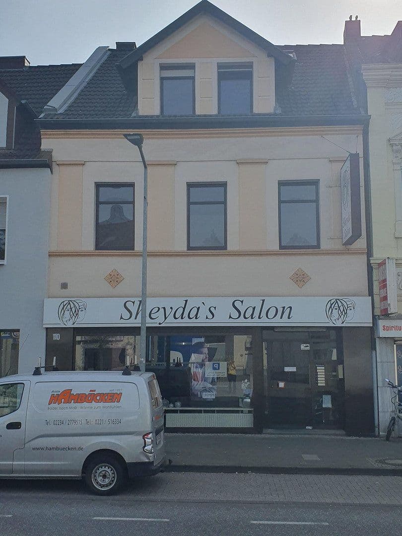 Predaj domu 310 m², pozemek 300 m², Bergheim, Severné Porýnie - Westfálsko Predaj domu 310 m², pozemek 300 m², Bergheim, Severné Porýnie - Westfálsko