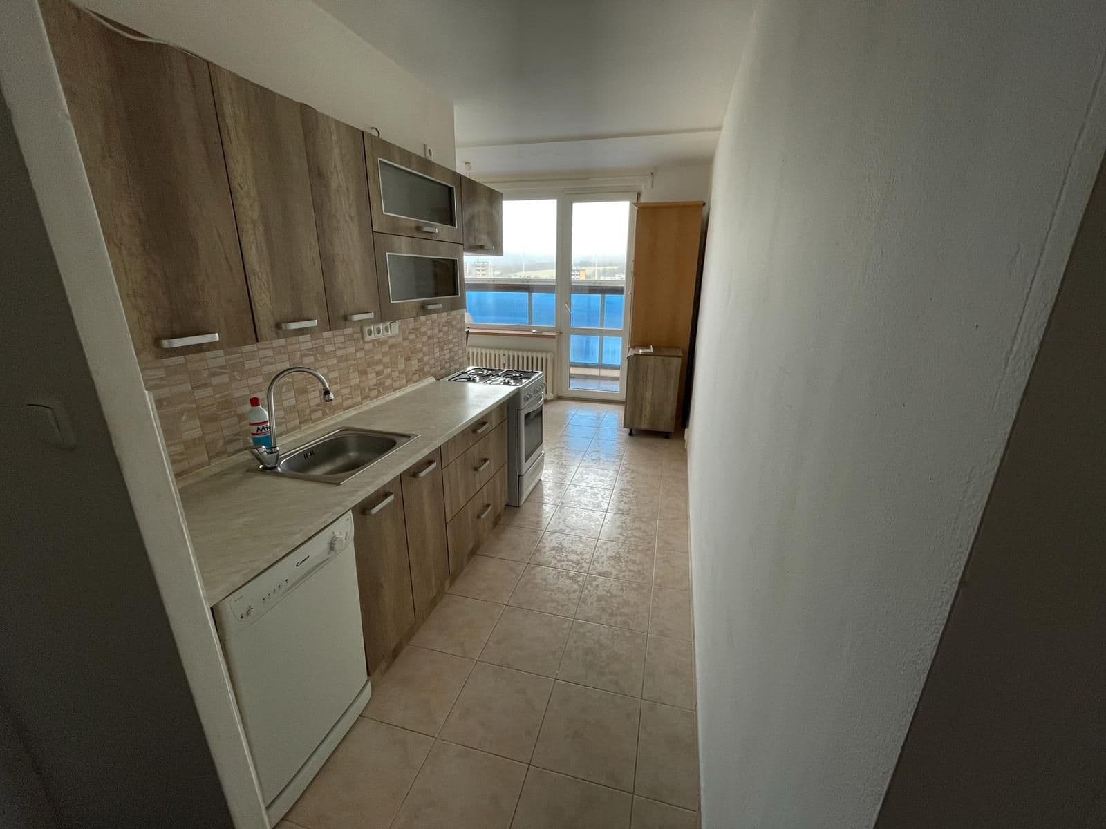 Predaj bytu 3-izbový 72 m², Smetanova, Chodov, Karlovarský kraj Predaj bytu 3-izbový 72 m², Smetanova, Chodov, Karlovarský kraj