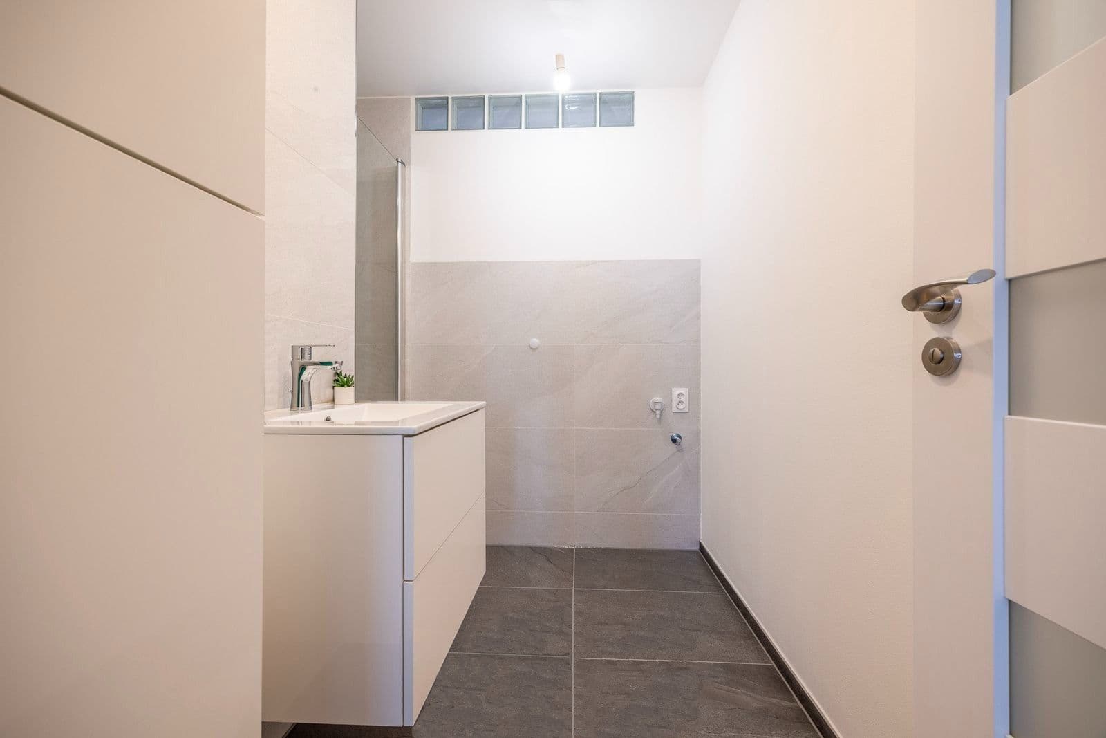 Predaj bytu 3-izbový 69 m², Rubensova, Praha, Praha Predaj bytu 3-izbový 69 m², Rubensova, Praha, Praha