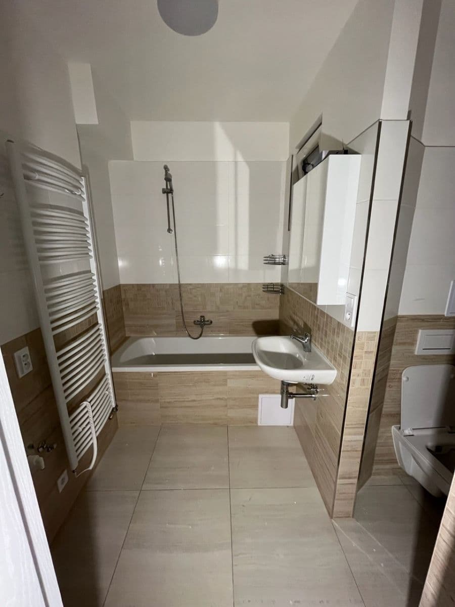 Predaj bytu 2-izbový 21 m², Kladivova, Brno, Jihomoravský kraj Predaj bytu 2-izbový 21 m², Kladivova, Brno, Jihomoravský kraj