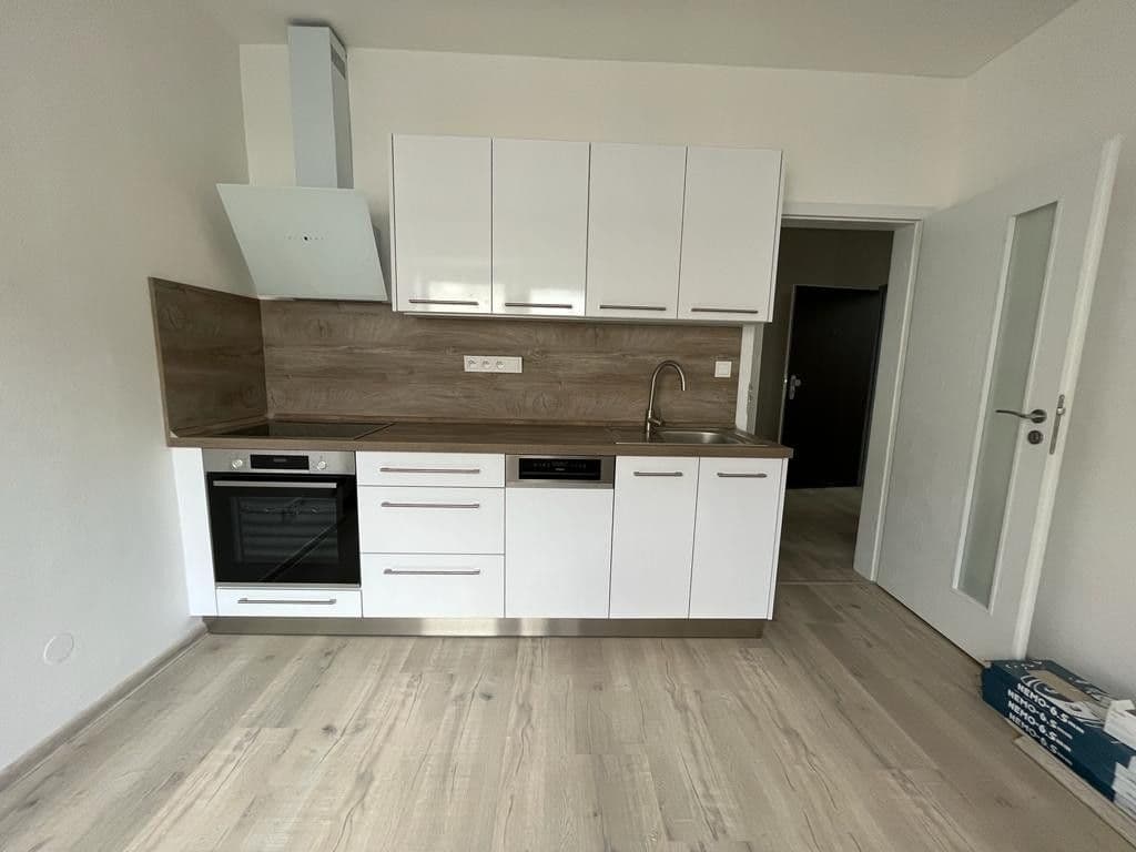 Predaj bytu 2-izbový 21 m², Kladivova, Brno, Jihomoravský kraj Predaj bytu 2-izbový 21 m², Kladivova, Brno, Jihomoravský kraj
