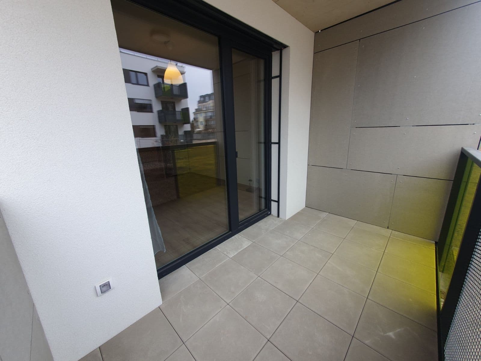 Prenájom bytu 1-izbový 27 m², Nebřenická, Praha, Praha Prenájom bytu 1-izbový 27 m², Nebřenická, Praha, Praha