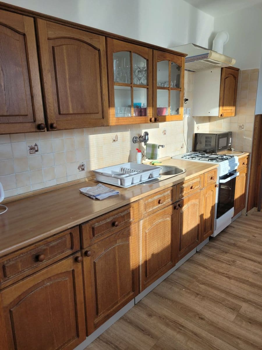 Prenájom domu 200 m², pozemek 573 m², Jablonica, Trnavský kraj Prenájom domu 200 m², pozemek 573 m², Jablonica, Trnavský kraj