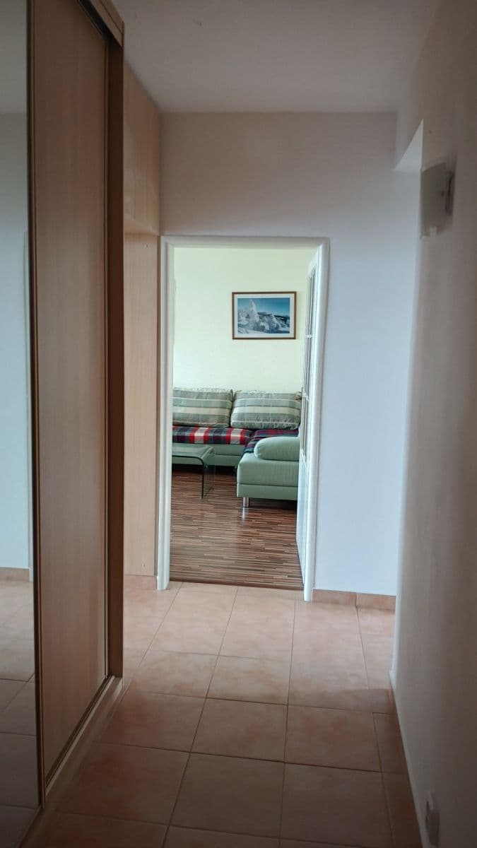 Prenájom bytu 3-izbový 70 m², Na Šutce, Praha, Praha Prenájom bytu 3-izbový 70 m², Na Šutce, Praha, Praha