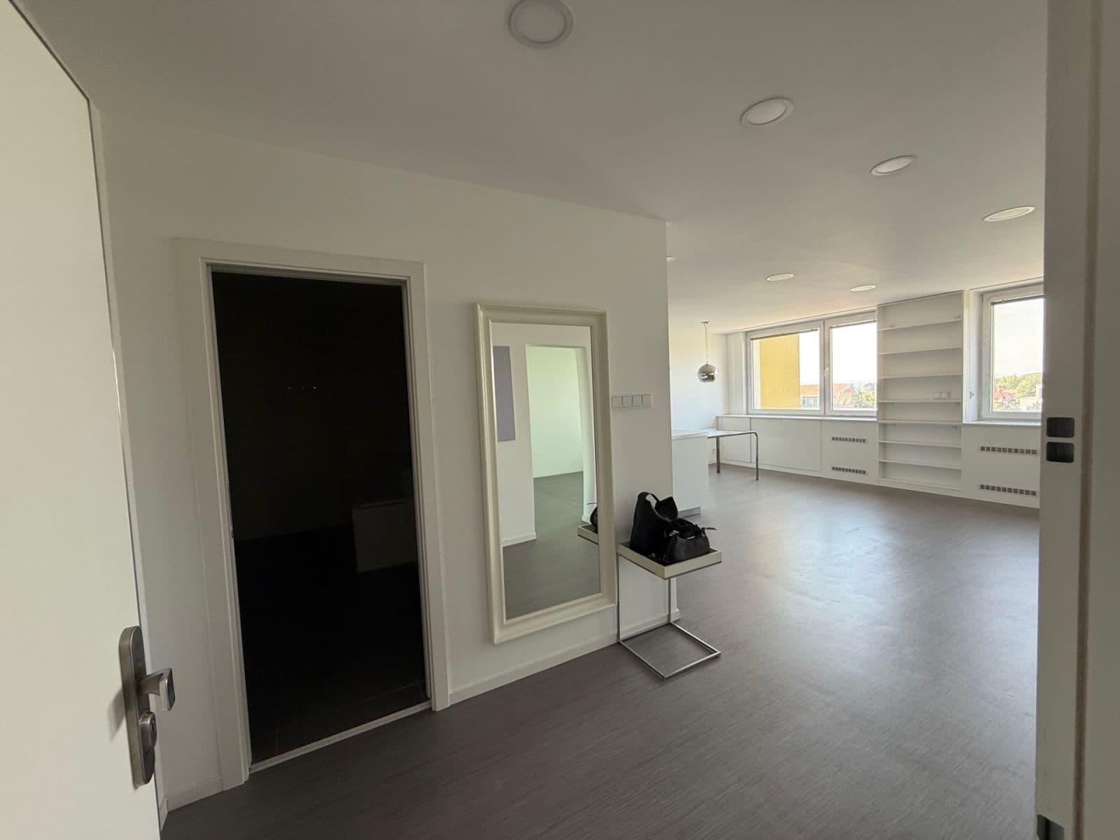 Prenájom bytu 2-izbový 70 m², Chodovická, Praha, Praha Prenájom bytu 2-izbový 70 m², Chodovická, Praha, Praha