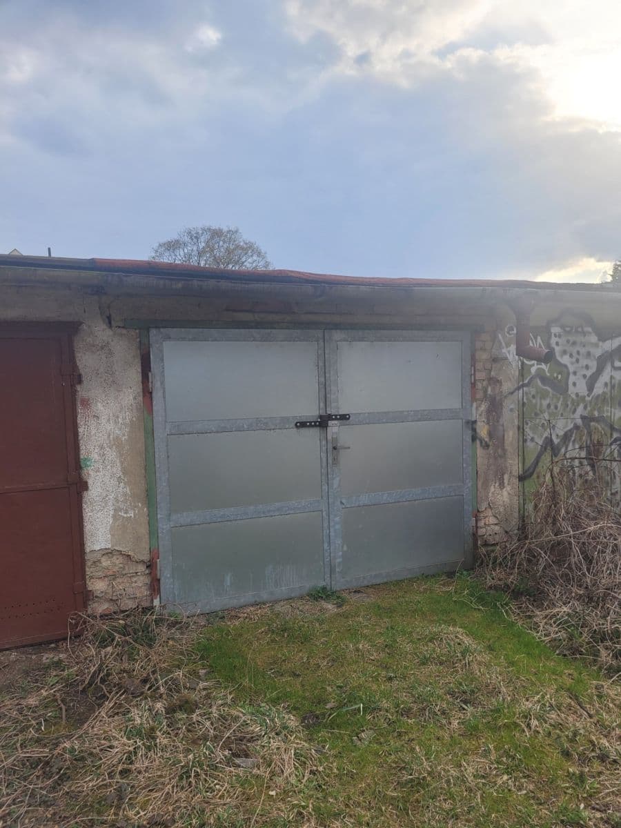 Predaj garáže 18 m², Brno, Jihomoravský kraj Predaj garáže 18 m², Brno, Jihomoravský kraj