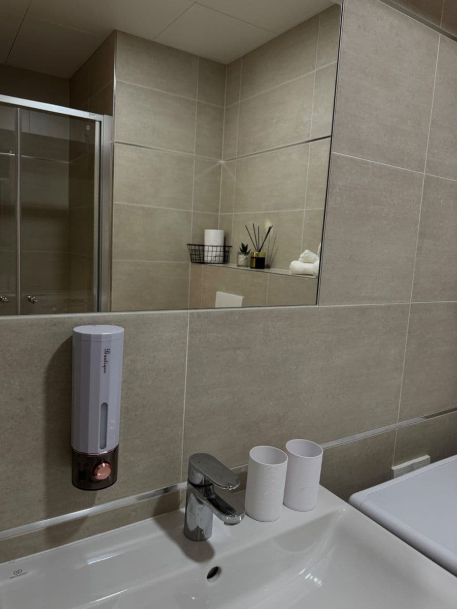 Predaj bytu 1-izbový 22 m², Plzeňská, Praha, Praha Predaj bytu 1-izbový 22 m², Plzeňská, Praha, Praha