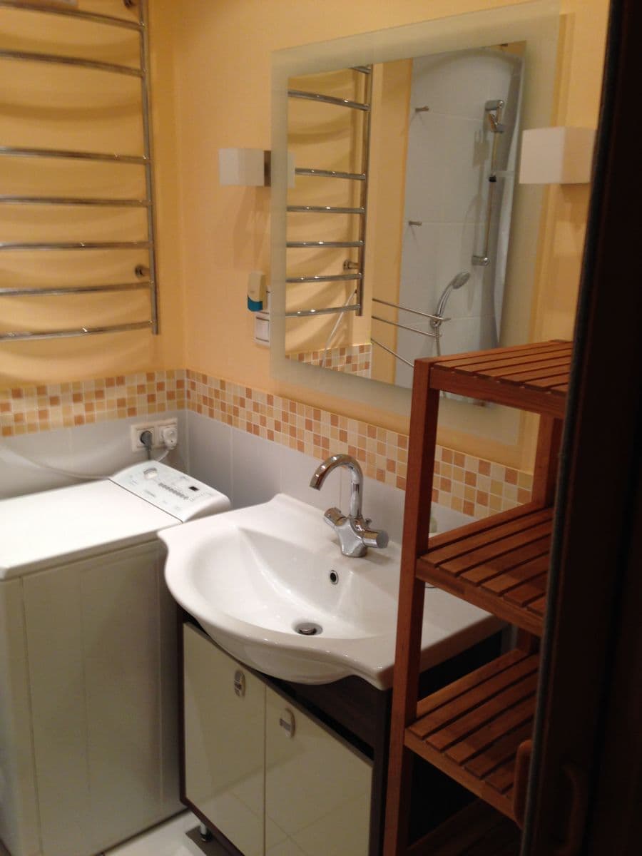 Prenájom bytu 4-izbový 88 m², Nová, Nitra, Nitriansky kraj Prenájom bytu 4-izbový 88 m², Nová, Nitra, Nitriansky kraj