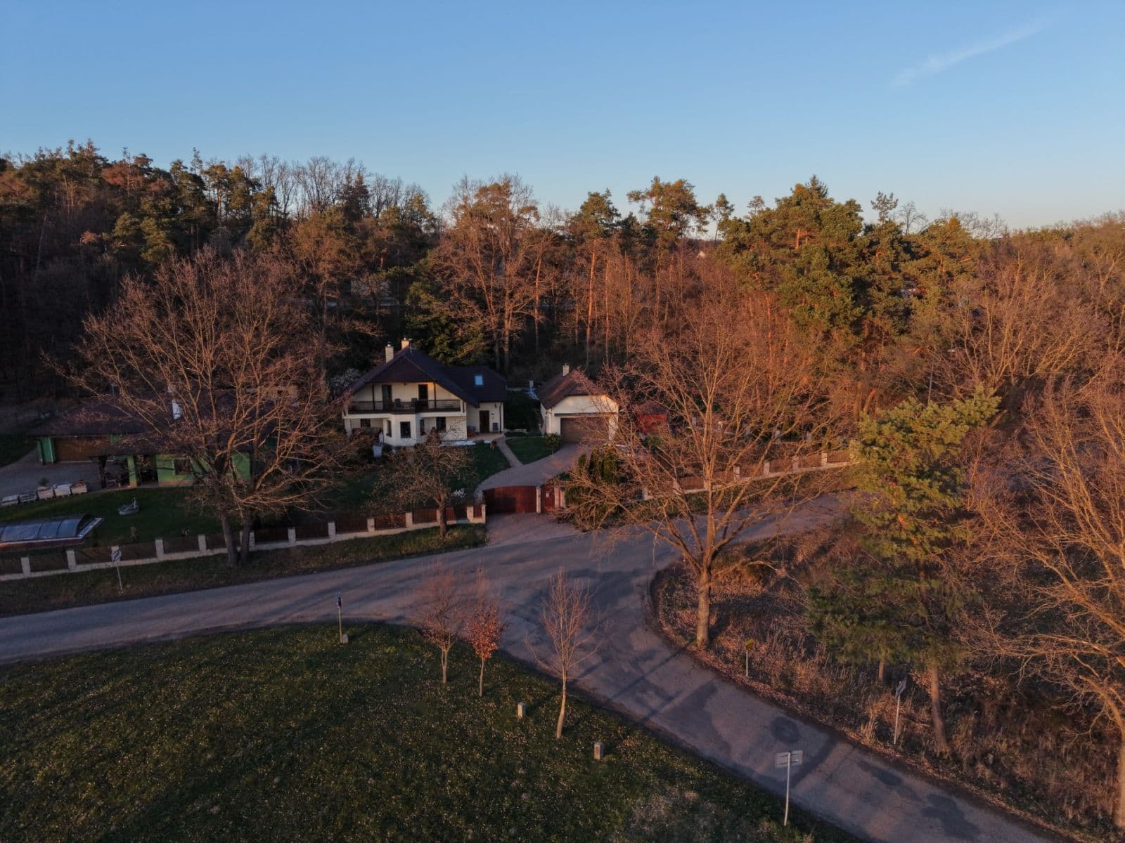 Predaj domu 264 m², pozemek 1.343 m², Benešov, Středočeský kraj Predaj domu 264 m², pozemek 1.343 m², Benešov, Středočeský kraj