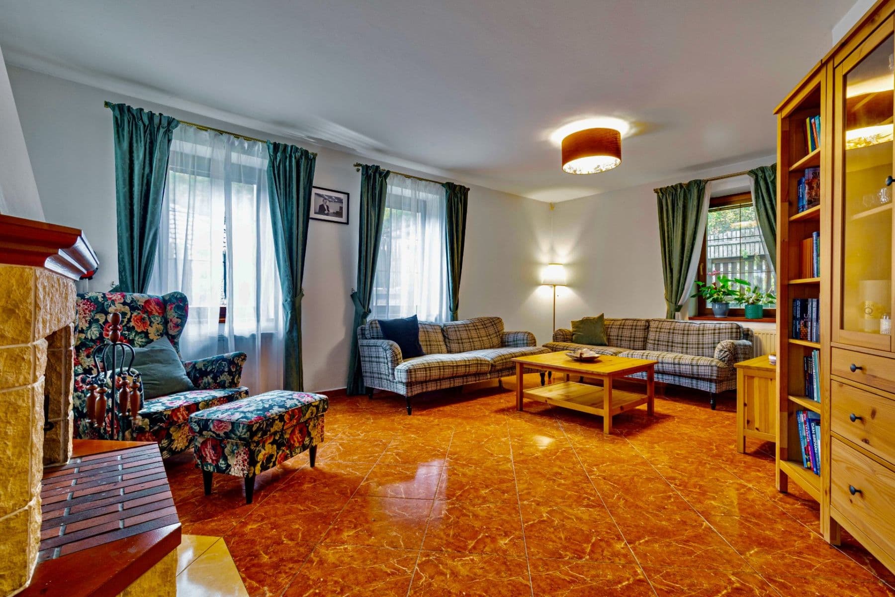 Predaj domu 264 m², pozemek 1.343 m², Benešov, Středočeský kraj Predaj domu 264 m², pozemek 1.343 m², Benešov, Středočeský kraj