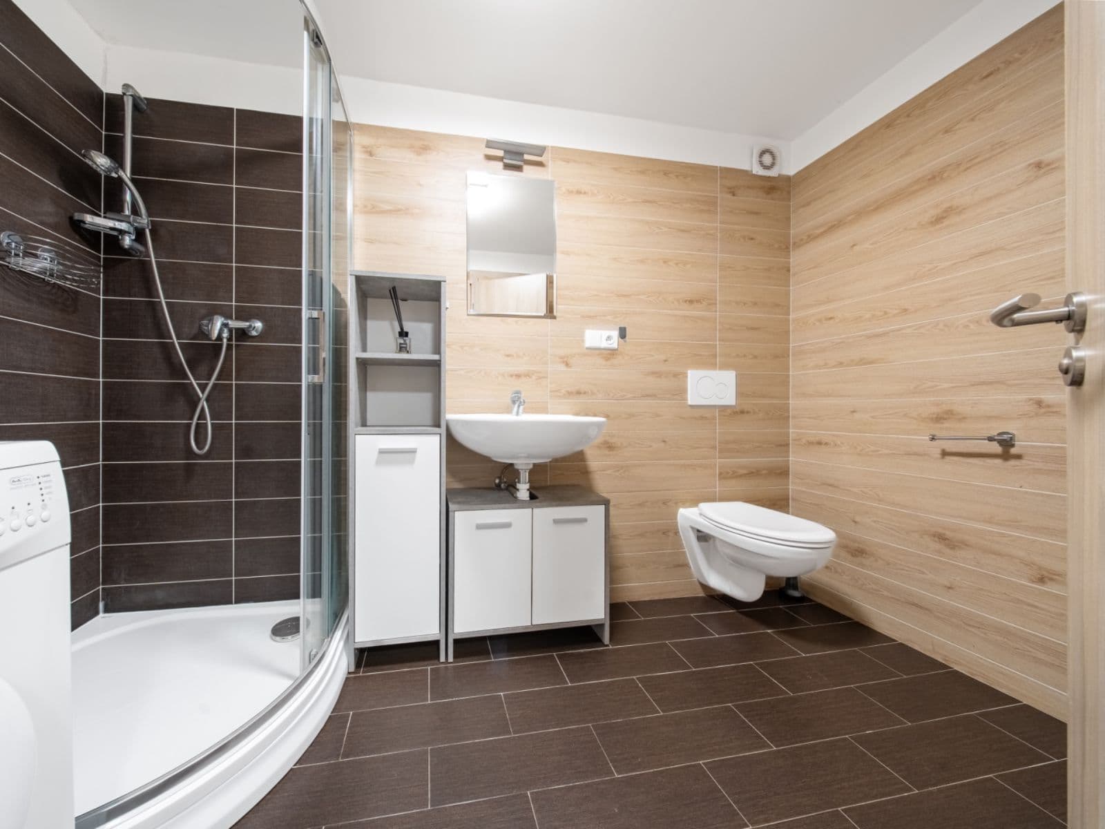 Prenájom bytu 1-izbový 38 m², Lazy II, Zlín, Zlínský kraj Prenájom bytu 1-izbový 38 m², Lazy II, Zlín, Zlínský kraj