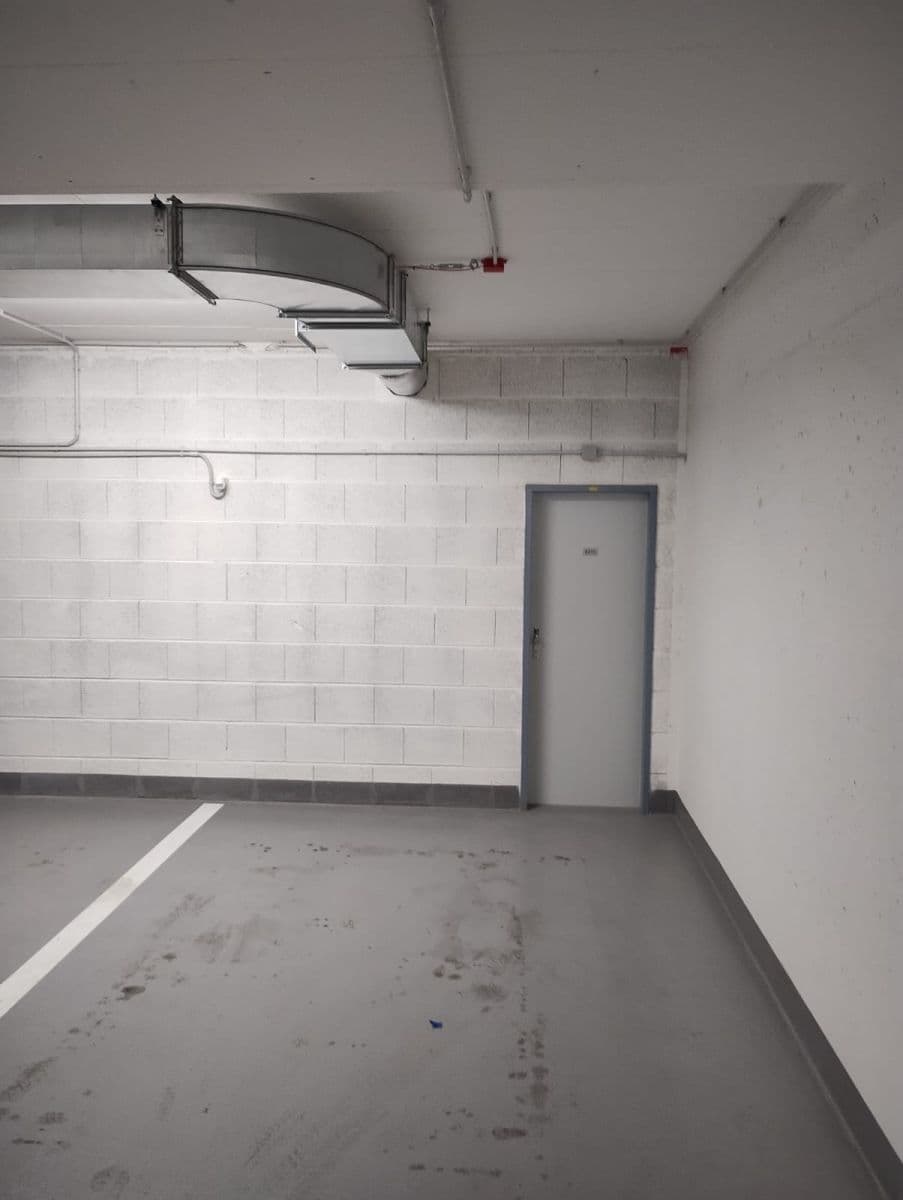 Prenájom bytu 1-izbový 47 m², Poděbradská, Praha, Praha Prenájom bytu 1-izbový 47 m², Poděbradská, Praha, Praha