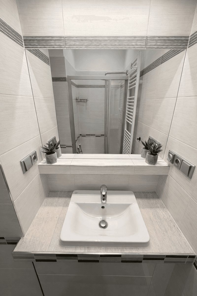 Prenájom bytu 2-izbový 56 m², Všehrdova, Praha, Praha Prenájom bytu 2-izbový 56 m², Všehrdova, Praha, Praha