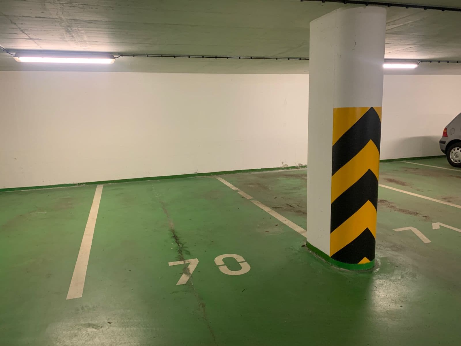 Prenájom garáže 15 m², Praha, Praha Prenájom garáže 15 m², Praha, Praha