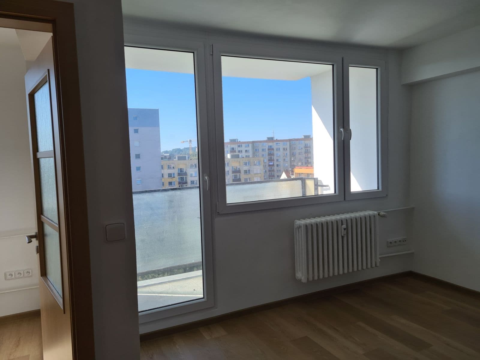 Prenájom bytu 3-izbový 56 m², M. Kudeříkové, Benešov, Středočeský kraj Prenájom bytu 3-izbový 56 m², M. Kudeříkové, Benešov, Středočeský kraj