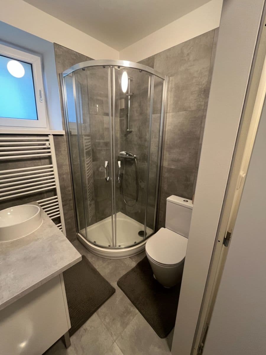 Prenájom bytu Garsoniéra 19 m², Šmolíkova, Praha, Praha Prenájom bytu Garsoniéra 19 m², Šmolíkova, Praha, Praha