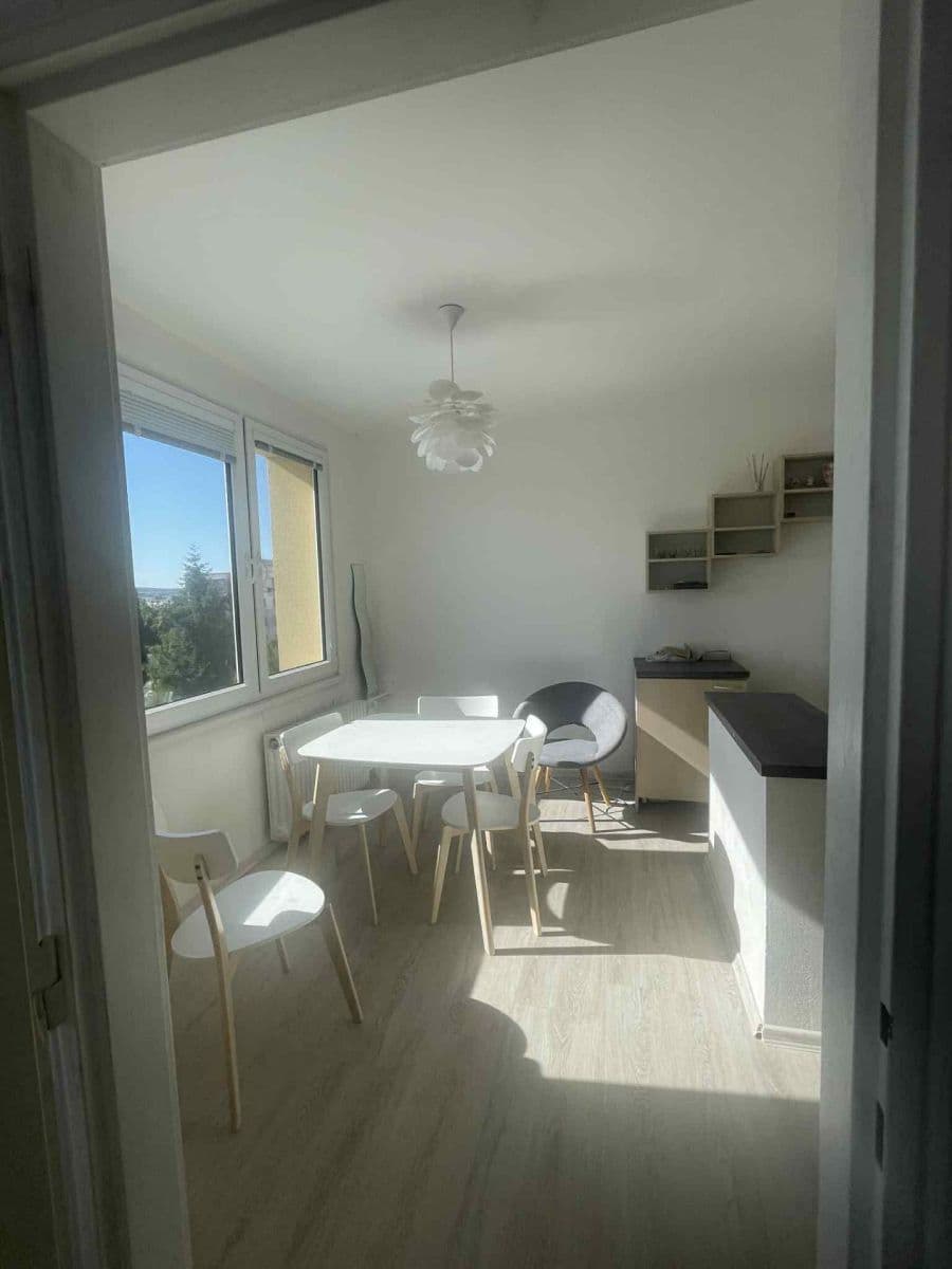 Predaj bytu 1-izbový 35 m², Budovatelská, Písek, Jihočeský kraj Predaj bytu 1-izbový 35 m², Budovatelská, Písek, Jihočeský kraj