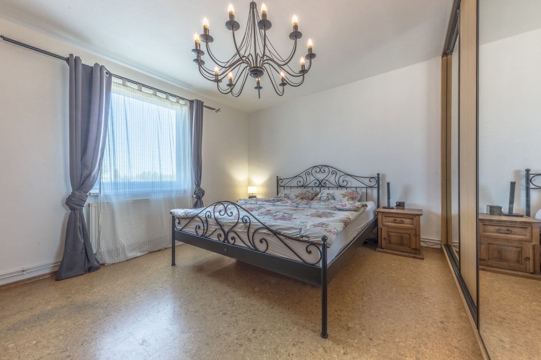 Predaj bytu 4-izbový 83 m², Ke Stadionu, Praha, Praha Predaj bytu 4-izbový 83 m², Ke Stadionu, Praha, Praha