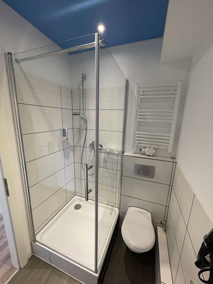 Predaj bytu 1-izbový 32 m², Aachenerstr. 157, Düsseldorf, Severné Porýnie - Westfálsko Predaj bytu 1-izbový 32 m², Aachenerstr. 157, Düsseldorf, Severné Porýnie - Westfálsko