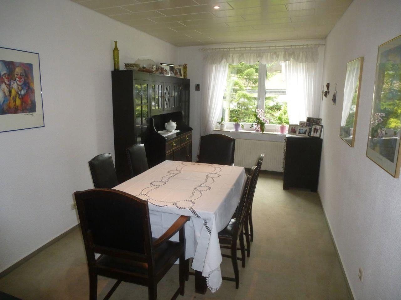 Prenájom bytu 3-izbový 87 m², Lindenstraße 3a, Peine, Dolné Sasko Prenájom bytu 3-izbový 87 m², Lindenstraße 3a, Peine, Dolné Sasko