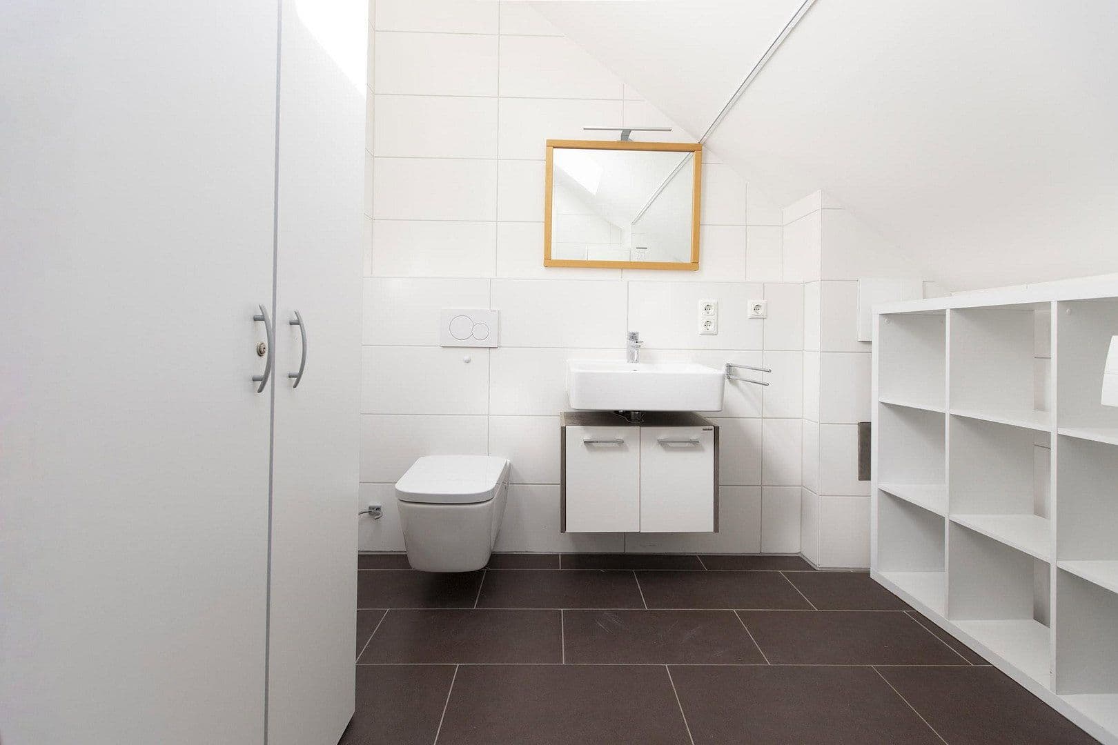 Prenájom bytu 3-izbový 90 m², Forstenrieder Allee 194, München, Bavorsko Prenájom bytu 3-izbový 90 m², Forstenrieder Allee 194, München, Bavorsko