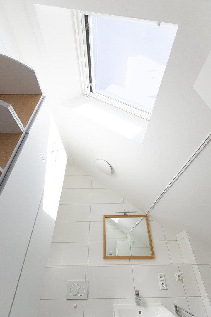 Prenájom bytu 3-izbový 90 m², Forstenrieder Allee 194, München, Bavorsko Prenájom bytu 3-izbový 90 m², Forstenrieder Allee 194, München, Bavorsko