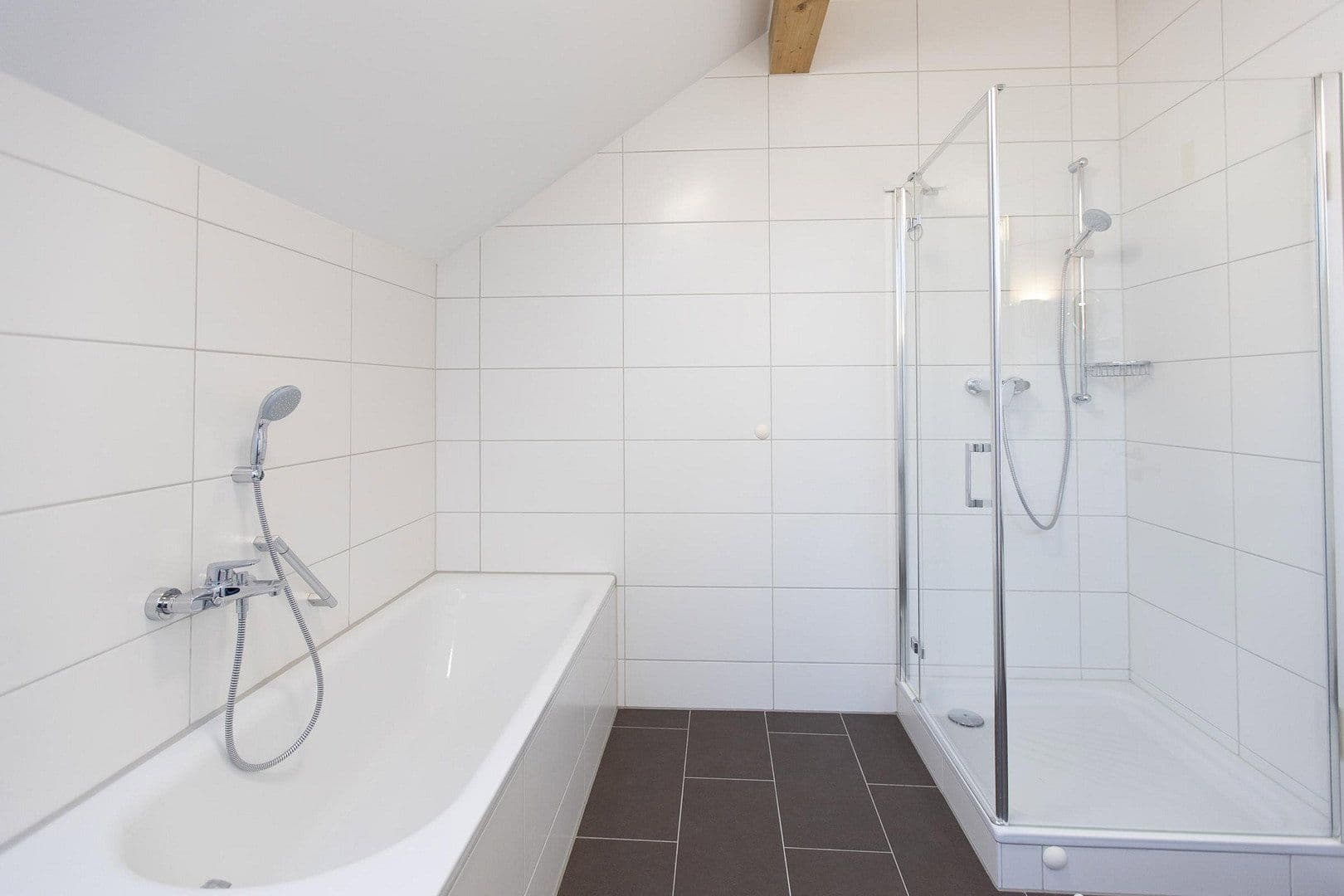 Prenájom bytu 3-izbový 90 m², Forstenrieder Allee 194, München, Bavorsko Prenájom bytu 3-izbový 90 m², Forstenrieder Allee 194, München, Bavorsko