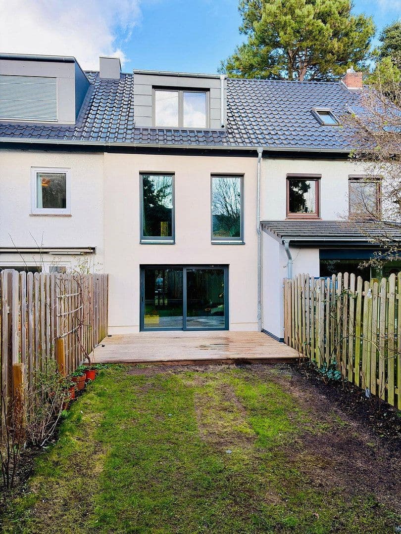 Predaj domu 100 m², pozemek 124 m², Döringweg 7d, Hamburg, Hamburg Predaj domu 100 m², pozemek 124 m², Döringweg 7d, Hamburg, Hamburg