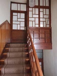 Predaj domu 255 m², pozemek 385 m², Hochstr. 3, Bad Neuenahr-Ahrweiler, Porýnie-Falcko Predaj domu 255 m², pozemek 385 m², Hochstr. 3, Bad Neuenahr-Ahrweiler, Porýnie-Falcko