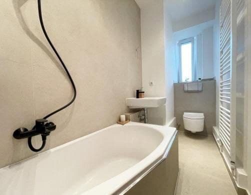 Prenájom bytu 3-izbový 60 m², Nürnberg, Bavorsko Prenájom bytu 3-izbový 60 m², Nürnberg, Bavorsko