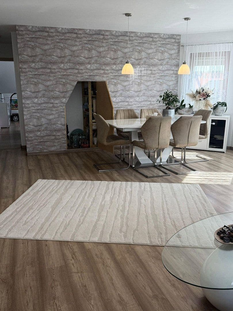 Predaj bytu 4-izbový 114 m², Crailsheim, Bádensko-Wurttembersko Predaj bytu 4-izbový 114 m², Crailsheim, Bádensko-Wurttembersko