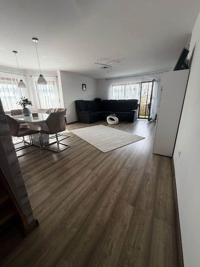 Predaj bytu 4-izbový 114 m², Crailsheim, Bádensko-Wurttembersko Predaj bytu 4-izbový 114 m², Crailsheim, Bádensko-Wurttembersko