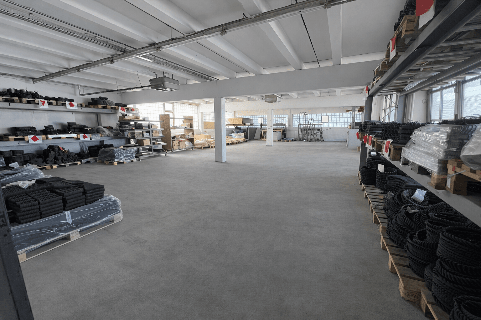 Predaj domu 8.500 m², pozemek 6.250 m², Weidhausen b.Coburg, Bavorsko Predaj domu 8.500 m², pozemek 6.250 m², Weidhausen b.Coburg, Bavorsko