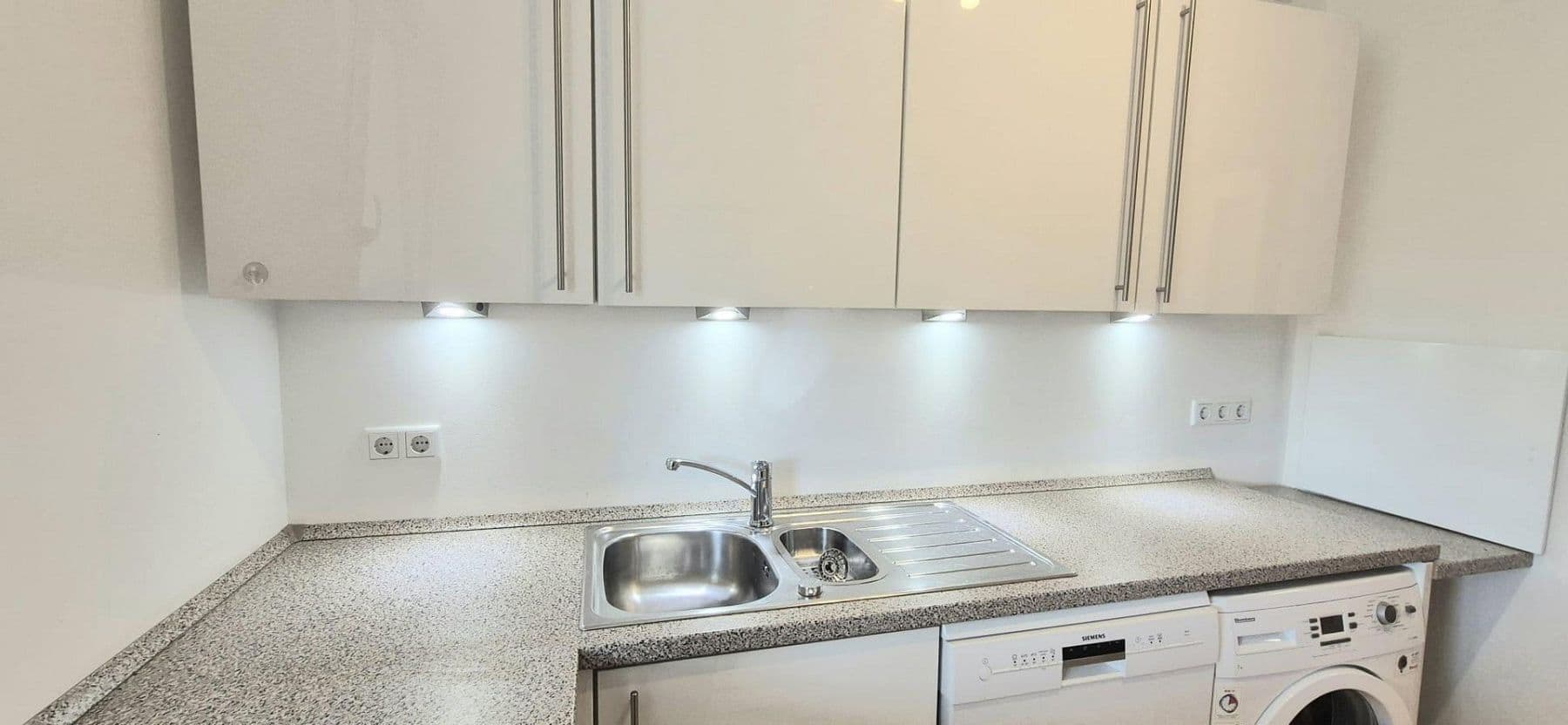 Predaj bytu 2-izbový 73 m², Essen, Severné Porýnie - Westfálsko Predaj bytu 2-izbový 73 m², Essen, Severné Porýnie - Westfálsko