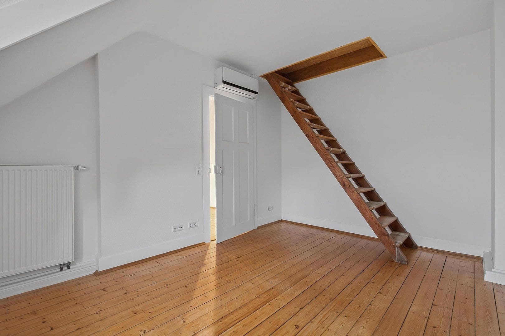 Prenájom bytu 3-izbový 78 m², Nonnenbühl 7, Karlsruhe Durlach, Bádensko-Wurttembersko Prenájom bytu 3-izbový 78 m², Nonnenbühl 7, Karlsruhe Durlach, Bádensko-Wurttembersko