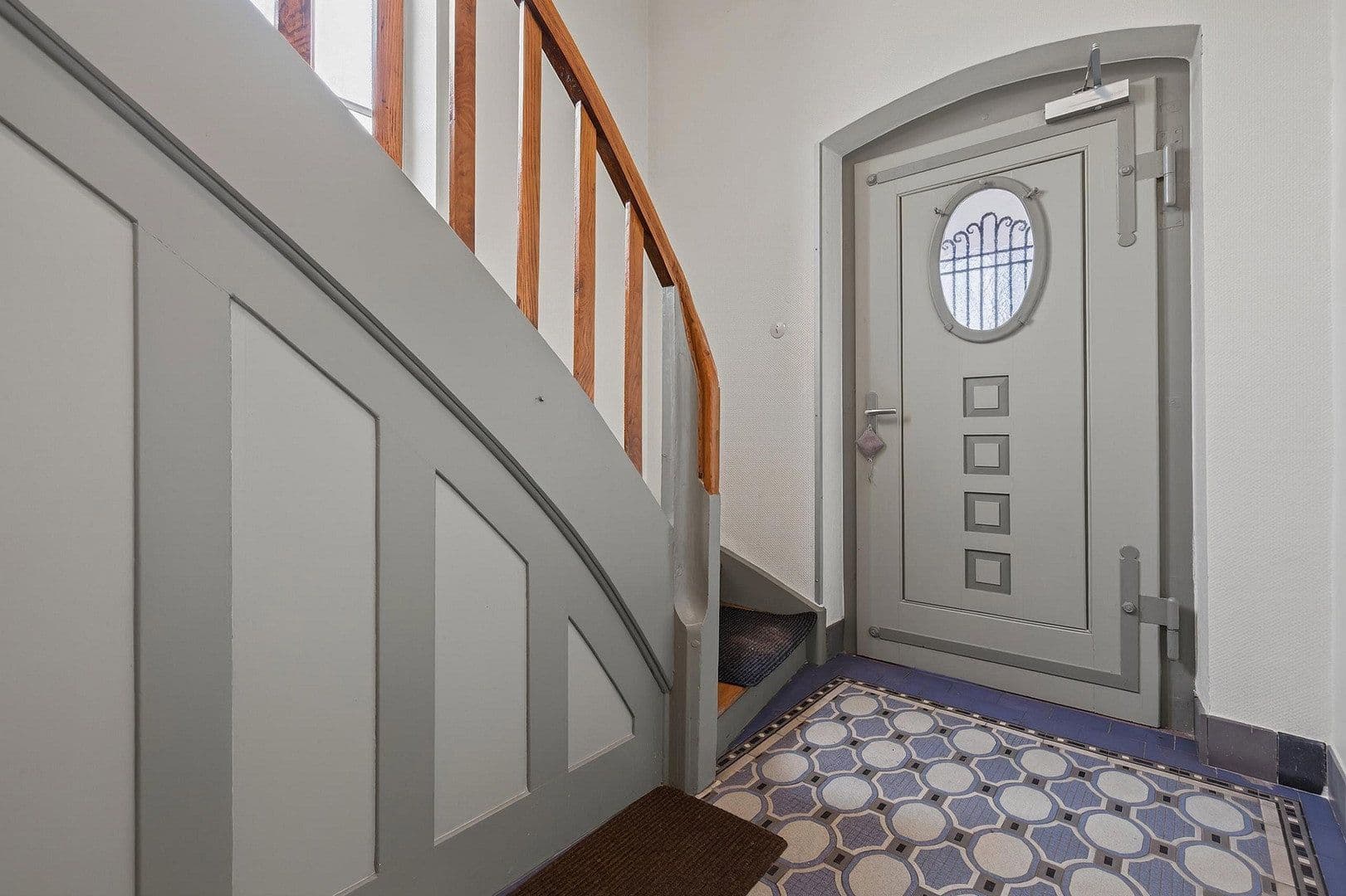 Prenájom bytu 3-izbový 78 m², Nonnenbühl 7, Karlsruhe Durlach, Bádensko-Wurttembersko Prenájom bytu 3-izbový 78 m², Nonnenbühl 7, Karlsruhe Durlach, Bádensko-Wurttembersko