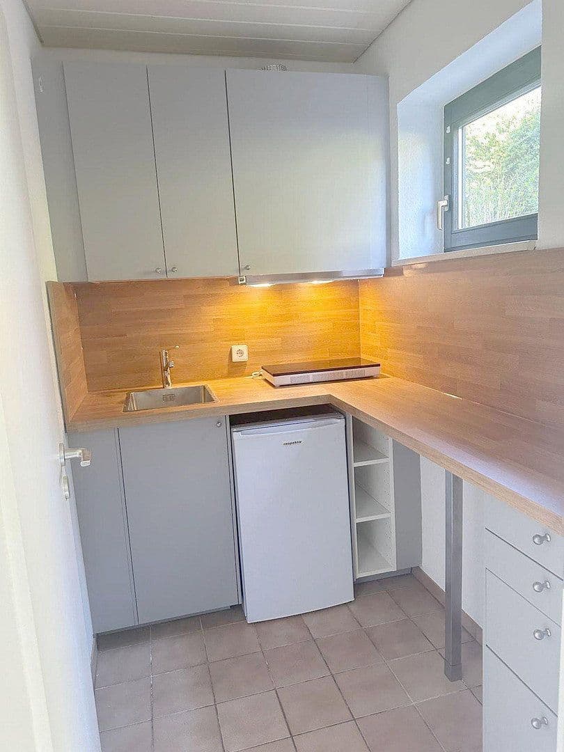 Prenájom bytu 1-izbový 36 m², Pliezhausen, Bádensko-Wurttembersko Prenájom bytu 1-izbový 36 m², Pliezhausen, Bádensko-Wurttembersko