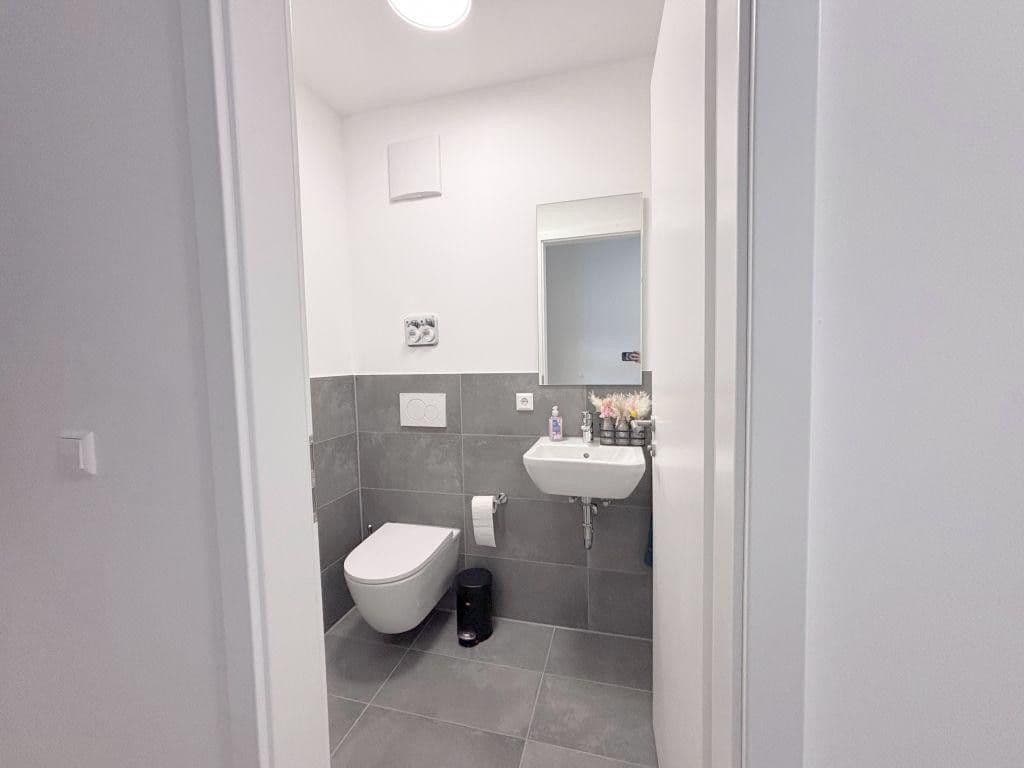 Prenájom bytu 2-izbový 57 m², Möckmühl, Bádensko-Wurttembersko Prenájom bytu 2-izbový 57 m², Möckmühl, Bádensko-Wurttembersko